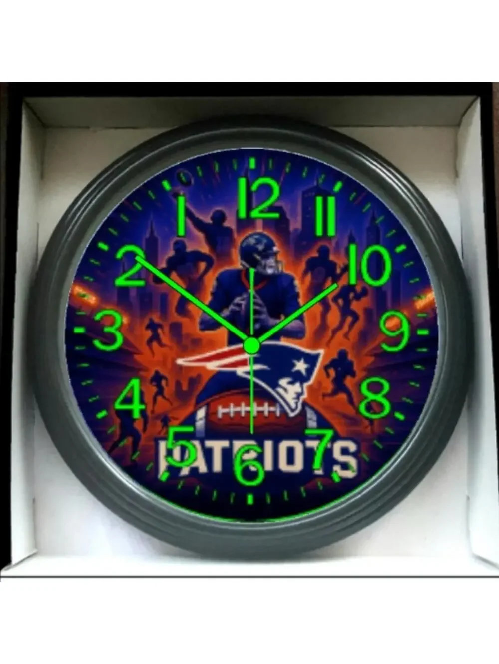 REVERSE TICKING CLOCK NEW ENGLAND PATRIOTS Glow In The Dark Wall Clock New!